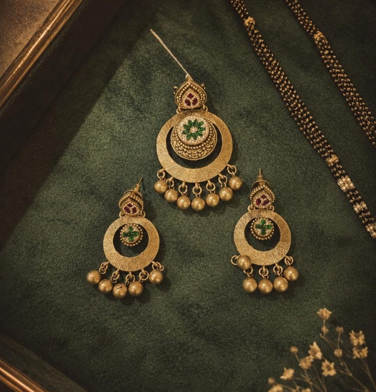 Antique Brass Mangalsutra Pendant Set